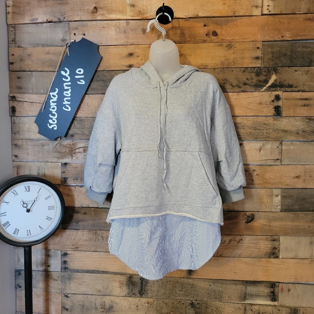SALE-Love In women's oversized Gray Hoodie Embroidered Back, Shirt Tail Size S